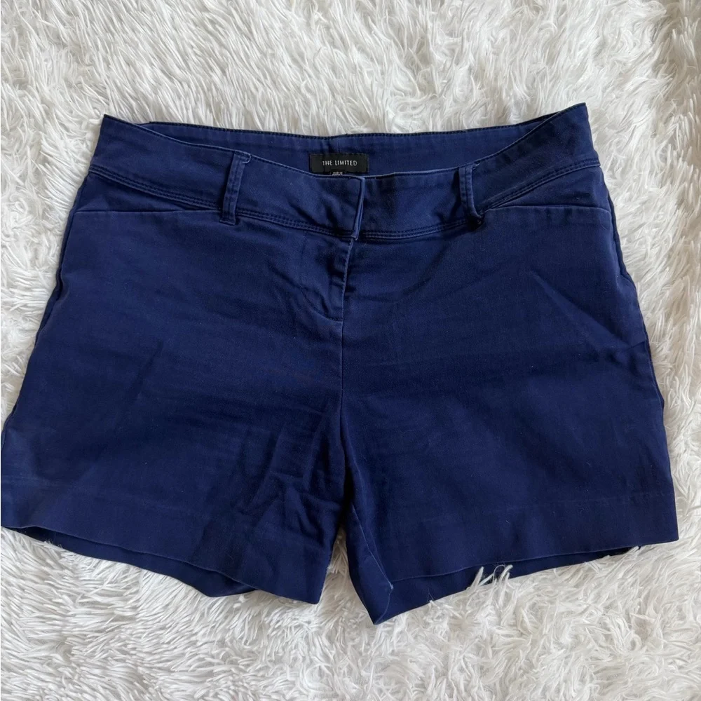 The Limited Navy Blue Tailored Shorts – Size 8